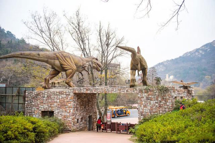 武汉竟然拥有国内最大仿真恐龙园